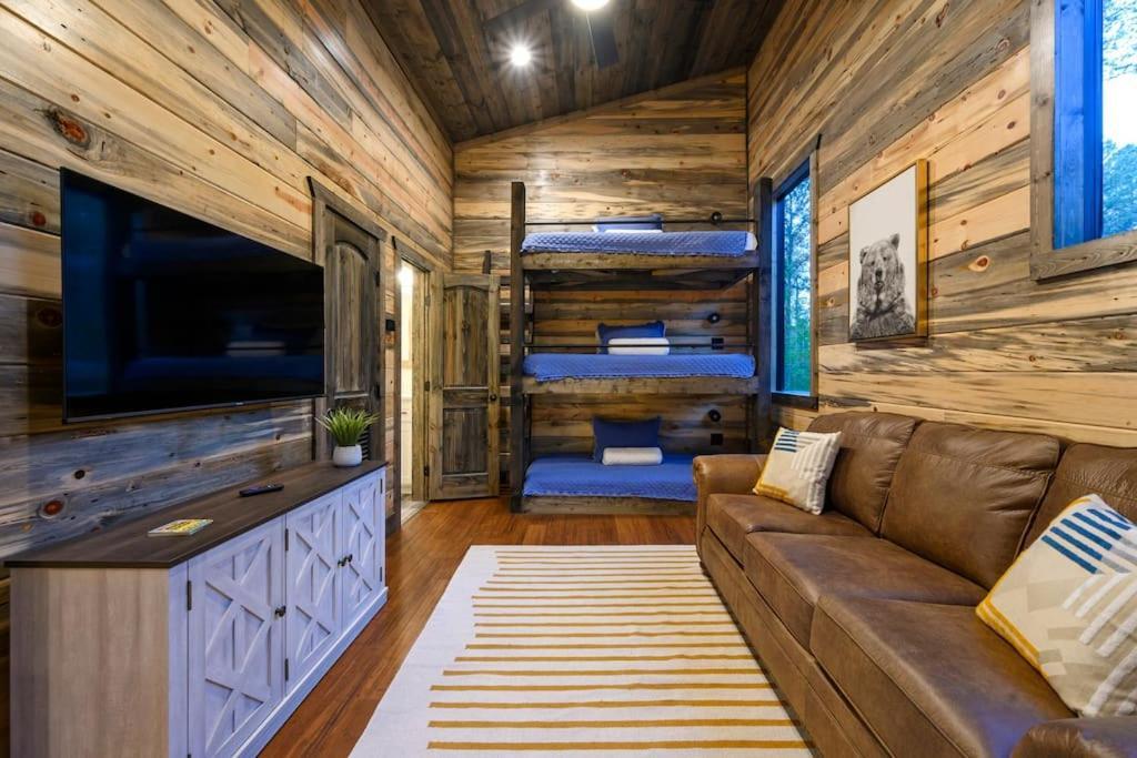 Brand New Luxury 2 Bedroom With Loft And Spa Sleeps 10 Broken Bow Luaran gambar